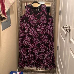 Catherine’s purple and black dress size 4X